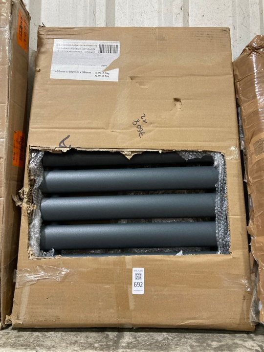 Lot 692  
            Marchington SR19 - Delivery or Collection 

                
ANTHRACITE HORIZONTAL SINGLE OVAL TUBED RADIATOR 590 X 400MM - ORIGINAL RRP £155:...