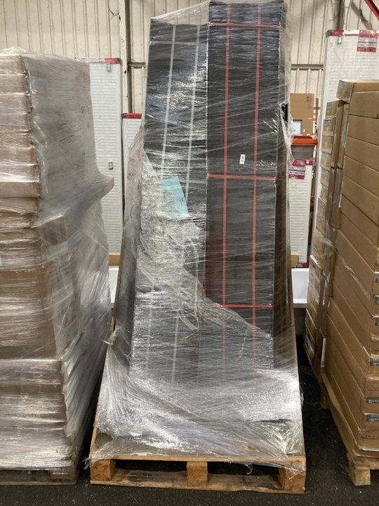 Lot 712  
            Marchington SR19 - Collection 

                
(COLLECTION ONLY) PALLET OF SHOWER GLASS TO INCLUDE SMOKED GLASS BLACK FRAMED 300...