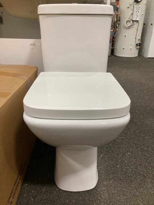 Lot 71  
            Marchington SR19 - Delivery or Collection 

                
SQUARE STYLED CLOSED COUPLED W/C WITH CISTERN FITTINGS, DUAL FLUSH TOP CHROME BUT...