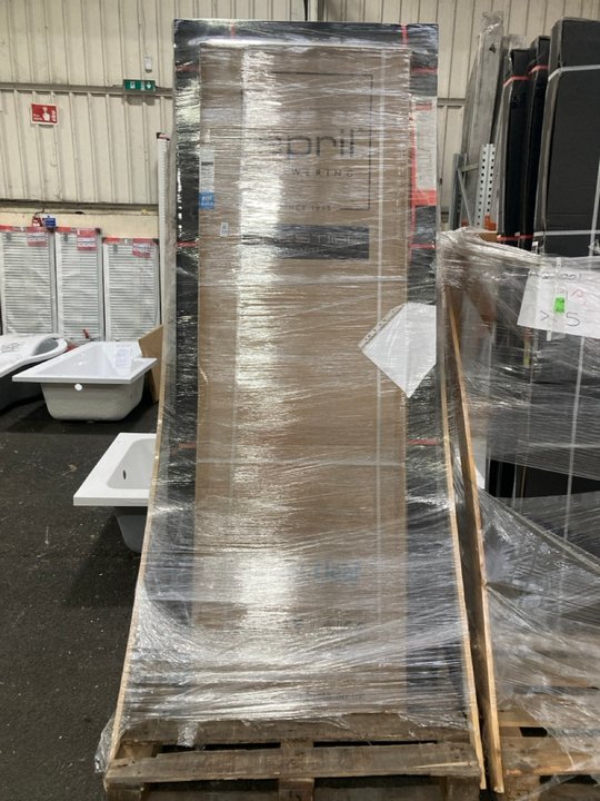Lot 724  
            Marchington SR19 - Collection 

                
(COLLECTION ONLY) PALLET OF CLEAR GLASS BLACK FRAMED SHOWER GLASS MAY BE ADAPTED ...