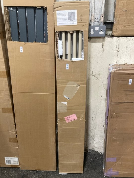Lot 746  
            Marchington SR19 - Delivery or Collection 

                
TRADITIONAL VERTICAL 4 X 2 COLUMN CAST IRON STYLE RADIATOR IN ELK BROWN 1500 X 20...
