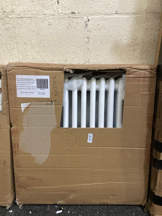 Lot 767  
            Marchington SR19 - Delivery or Collection 

                
TRADITIONAL HORIZONTAL 3 COLUMN CAST IRON STYLE RADIATOR IN WHITE 605 X 600MM - O...