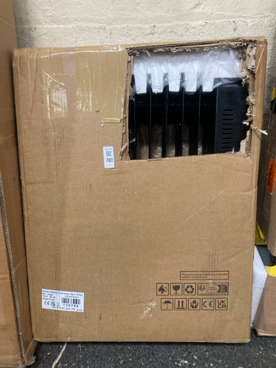 Lot 781  
            Marchington SR19 - Delivery or Collection 

                
2500W BLACK OIL FILLED HEATER 530 X 620MM - ORIGINAL RRP £169: LOCATION - B4