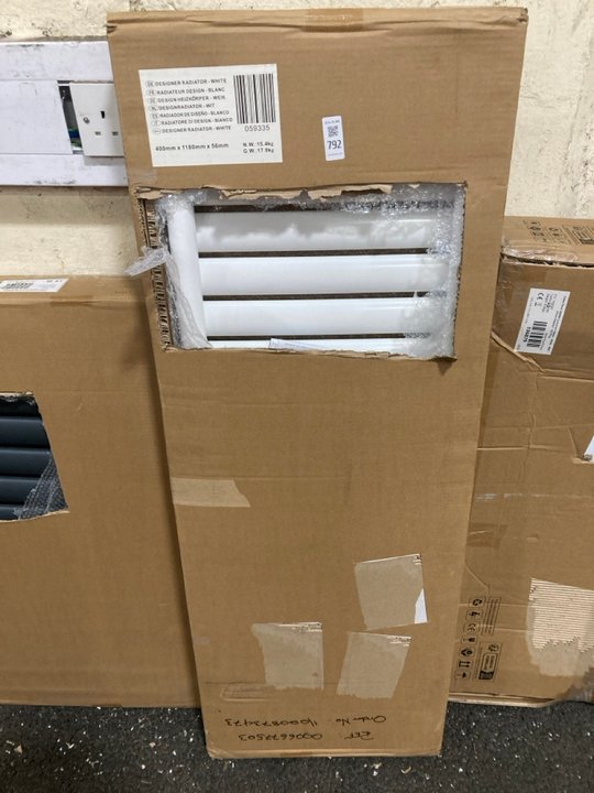 Lot 792  
            Marchington SR19 - Delivery or Collection 

                
WHITE HORIZONTAL SINGLE OVAL TUBED RADIATOR 1180 X 400MM - ORIGINAL RRP £280: LOC...