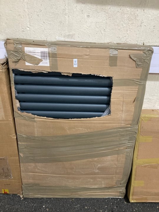 Lot 802  
            Marchington SR19 - Delivery or Collection 

                
ANTHRACITE HORIZONTAL DOUBLE OVAL TUBED RADIATOR 1180 X 800MM - ORIGINAL RRP £710...