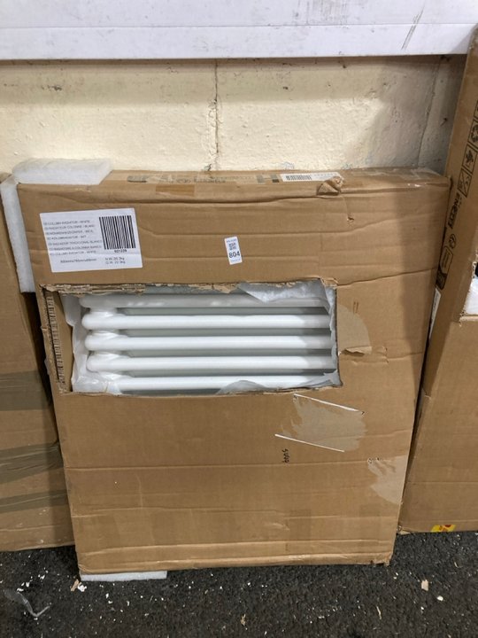 Lot 804  
            Marchington SR19 - Delivery or Collection 

                
TRADITIONAL HORIZONTAL 2 COLUMN CAST IRON STYLE RADIATOR IN WHITE 785 X 600MM - O...