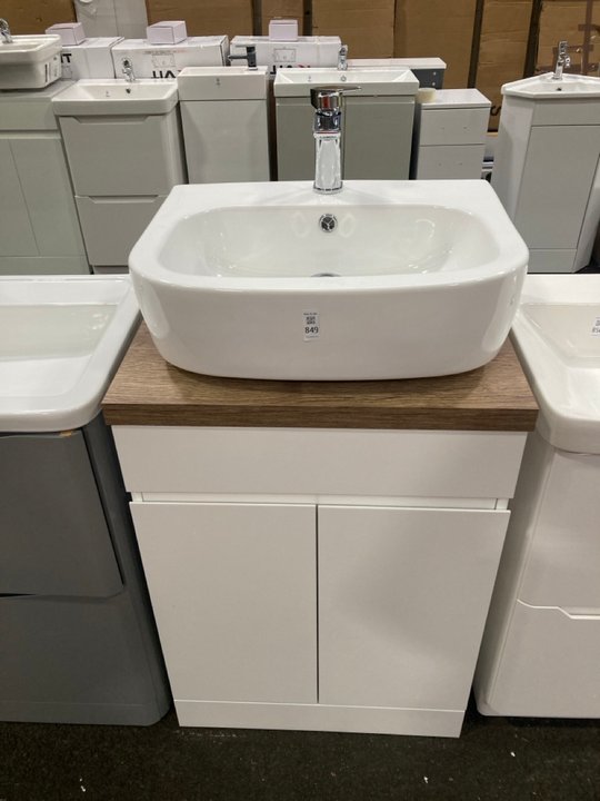 Lot 849  
            Marchington SR19 - Collection 

                
(COLLECTION ONLY) FLOOR STANDING 2 DOOR COUNTER TOP SINK UNIT IN GLOSS WHITE & OA...