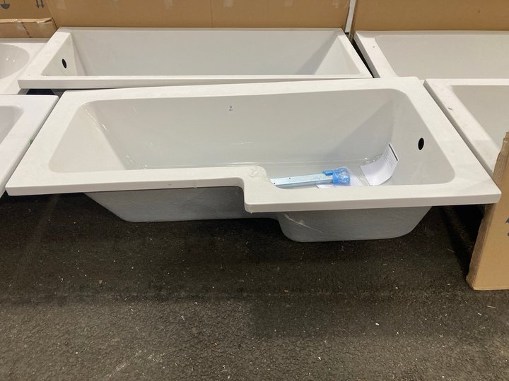 Lot 865  
            Marchington SR19 - Delivery or Collection 

                
1700 X 850MM NTH RH OFFSET SHOWER BATH - ORIGINAL RRP £349: LOCATION - A7