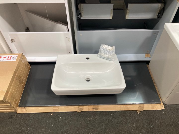 Lot 871  
            Marchington SR19 - Collection 

                
(COLLECTION ONLY) GLOSS ANTHRACITE 1210 X 465MM COUNTER TOP COMPLETE WITH A VITRA...