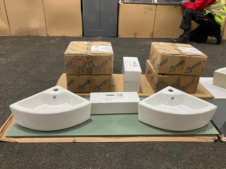 Lot 890  
            Marchington SR19 - Collection 

                
(COLLECTION ONLY) 1210 X 390MM FLOATING SHELF IN SAGE GREEN COMPLETE WITH GREY SH...