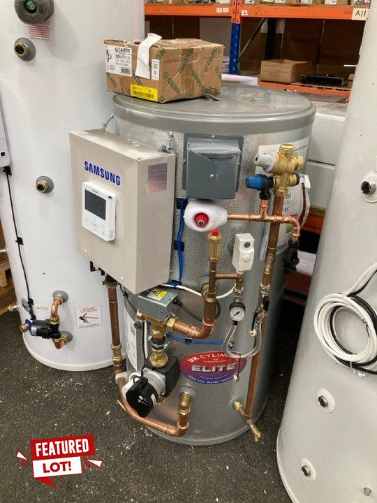 Lot 8  
            Marchington SR19 - Collection 

                
(COLLECTION ONLY) SAMSUNG ELITE EXTERNAL PRE PLUMBED 150 HEAT PUMP UNVENTED STORY...