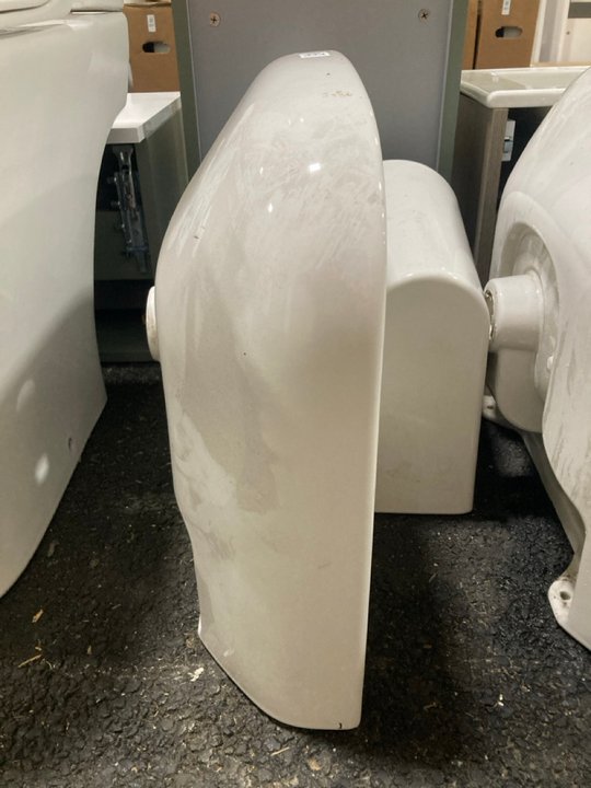 Lot 934  
            Marchington SR19 - Collection 

                
(COLLECTION ONLY) 550MM WIDE 1TH CERAMIC BASIN WITH SEMI PEDESTAL: LOCATION - A5