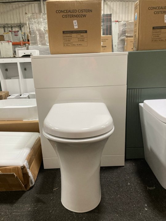 Lot 938  
            Marchington SR19 - Collection 

                
(COLLECTION ONLY) 600 X 350MM W/C UNIT IN WHITE WITH BTW PAN & SEAT WITH A CONCEA...