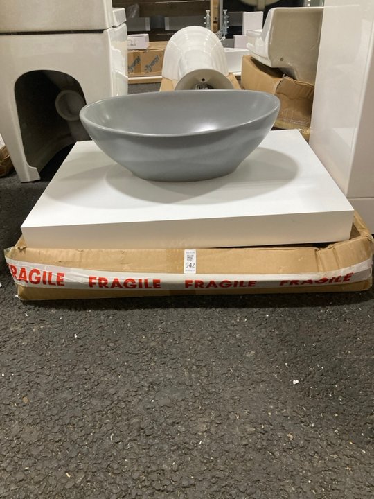 Lot 942  
            Marchington SR19 - Collection 

                
(COLLECTION ONLY) 600 X 460MM WHITE FLOATING SHELF WITH A GREY CERAMIC VESSEL BAS...