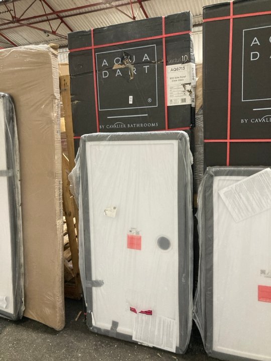 Lot 963  
            Marchington SR19 - Collection 

                
(COLLECTION ONLY) CLEAR GLASS 800 X 2000MM SHOWER PANEL WITH A PEARLSTONE 1400 X ...