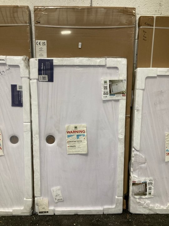 Lot 974  
            Marchington SR19 - Collection 

                
(COLLECTION ONLY) CLEAR GLASS SILVER FRAMED 900 X 2000MM WET ROOM PANEL WITH A ST...