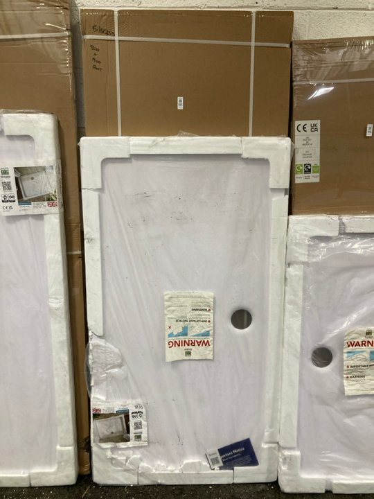 Lot 975  
            Marchington SR19 - Collection 

                
(COLLECTION ONLY) CLEAR GLASS BRUSHED BRASS FRAMED 800 X 1900MM PIVOT SHOWER DOOR...