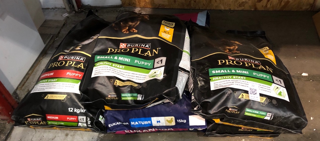 Lot 22  
            Edinburgh SR22 - Delivery Or Collection 

                
QUANTITY OF PET PRODUCTS ITEMS TO INCLUDE PRO PLAN® SMALL & MINI PUPPY HEALTHY ST...