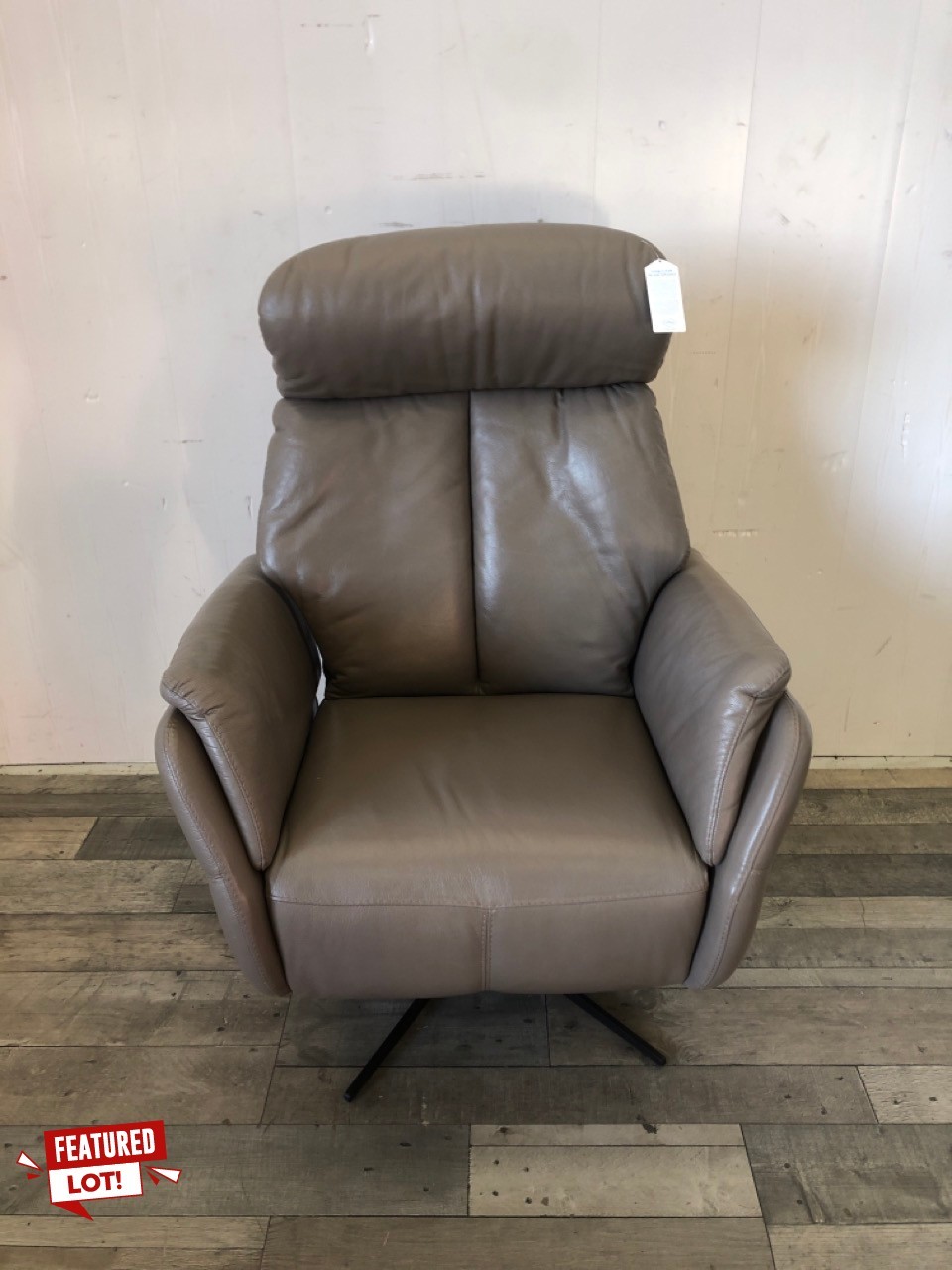 Lot 3  
            Edinburgh SR22 - Delivery Or Collection 

                
ARGO MANUAL RECLINER CHAIR ORIGINAL RRP £1000 (SEALED): LOCATION - FLOOR(COLLECTI...