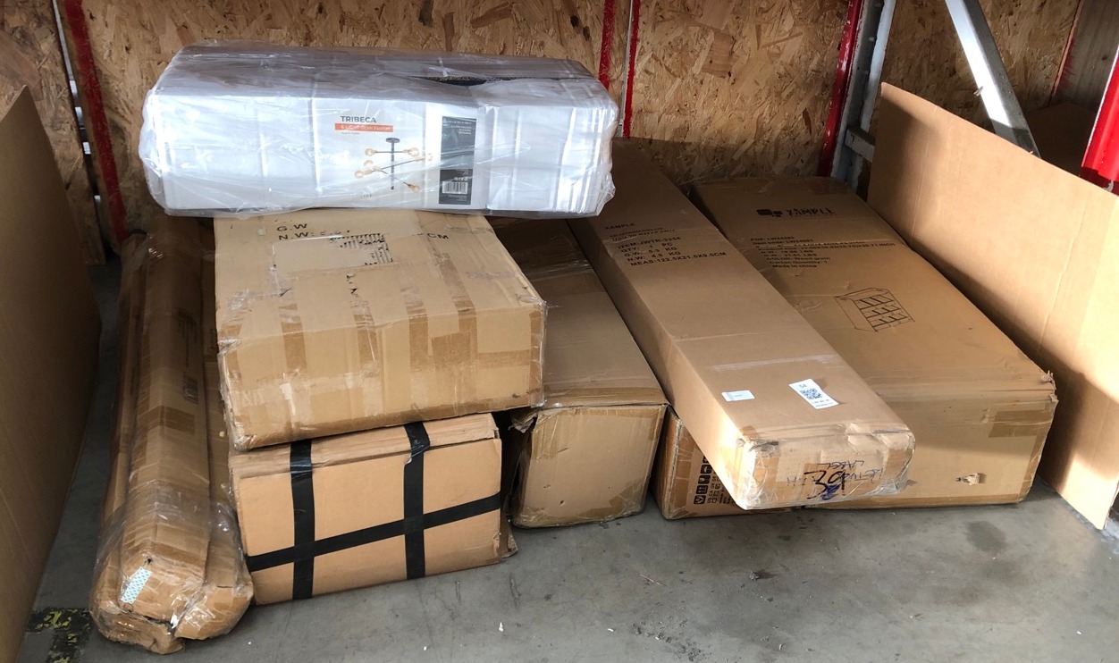 Lot 54  
            Edinburgh SR22 - Delivery Or Collection 

                
QUANTITY OF ITEMS TO INCLUDE TRIBECA 6 LIGHT SEMI FLUSH LED CEILING LIGHT: LOCATI...