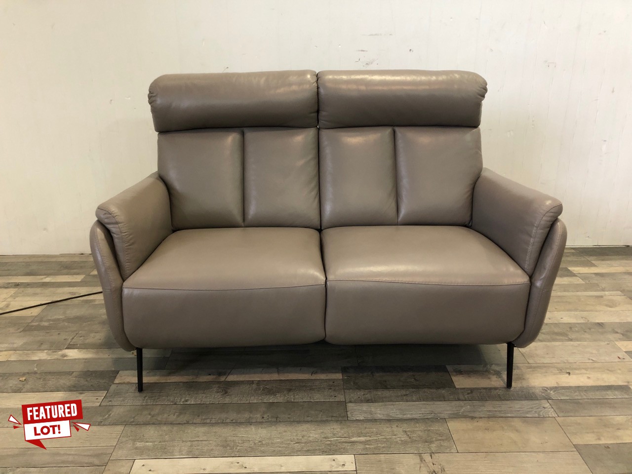 Lot 6  
            Edinburgh SR22 - Delivery Or Collection 

                
EOLO 2 SEATER POWER RECLINER SOFA ORIGINAL RRP £1300: LOCATION - FLOOR(COLLECTION...