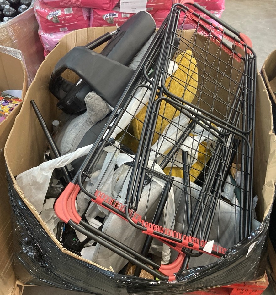 Lot 91  
            Edinburgh SR22 - Delivery Or Collection 

                
PALLET OF GENERAL GOODS TO INCLUDE TEAM RH BLUETOOTH BODY WEIGHT SCALES: LOCATION...