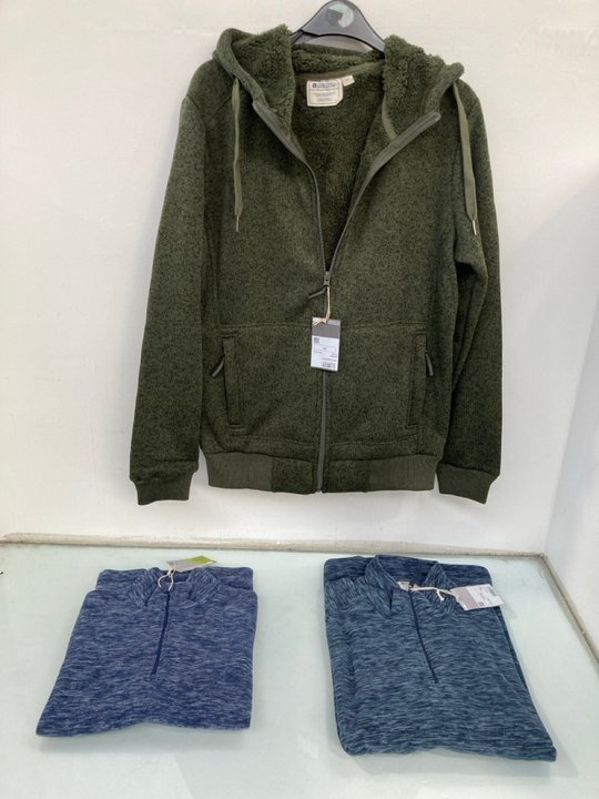 Lot 1039  
            Marchington SR13 - Parcel Delivery Only 

                
3 X ASSORTED MOUNTAIN WAREHOUSE CLOTHING IN VARIOUS SIZES TO INCLUDE MENS SNOWDON...
