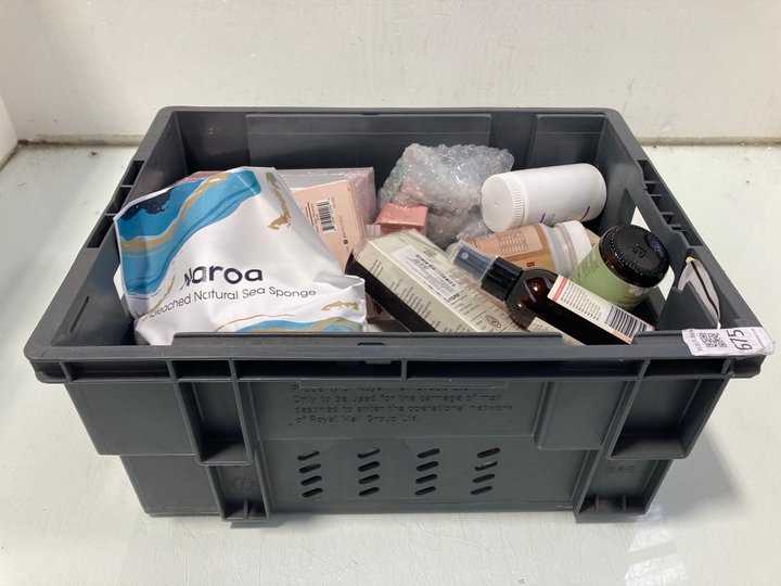 Lot 1067  
            Marchington SR13 - Parcel Delivery Only 

                
QTY OF ASSORTED HEALTH & BEAUTY ITEMS TO INCLUDE FUSHI ORGANIC TULSI - 60 VEGAN C...