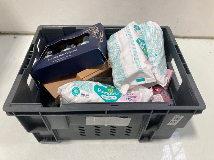 Lot 1069  
            Marchington SR13 - Parcel Delivery Only 

                
QTY OF ASSORTED HEALTH & BEAUTY ITEMS TO INCLUDE MOLTON BROWN 10 PIECE EAU DE PAR...