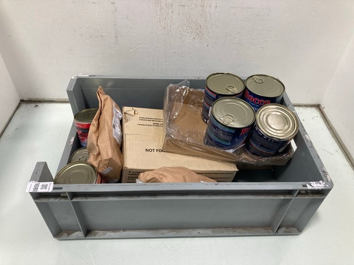 Lot 1081  
            Marchington SR13 - Parcel Delivery Only 

                
QTY OF ASSORTED PET ITEMS TO INCLUDE ROYAL CANIN 400G REGULAR SENSIBLE CAT FOOD -...