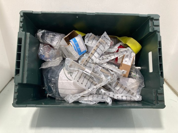 Lot 1082  
            Marchington SR13 - Parcel Delivery Only 

                
QTY OF ASSORTED HARDWARE ITEMS TO INCLUDE CARLISLE BRASS 76X51X2MM BALL BEARING H...