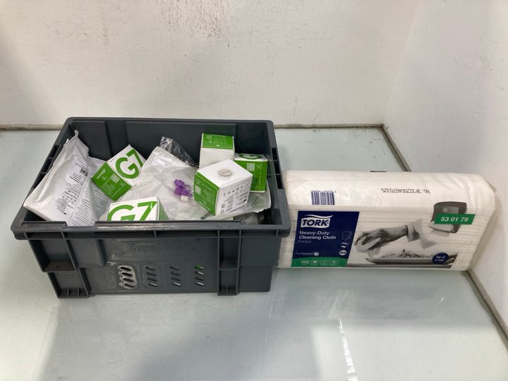 Lot 1089  
            Marchington SR13 - Parcel Delivery Only 

                
QTY OF ASSORTED MEDICAL ITEMS TO INCLUDE QTY OF GBUK ENTERAL 250ML DRAINAGE BAGS:...