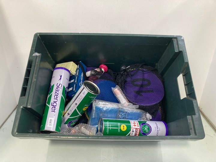 Lot 1101  
            Marchington SR13 - Parcel Delivery Only 

                
QTY OF ASSORTED SPORT/OUTDOOR ITEMS TO INCLUDE SLAZENGER 4 PACK THE WIMBLEDON BAL...