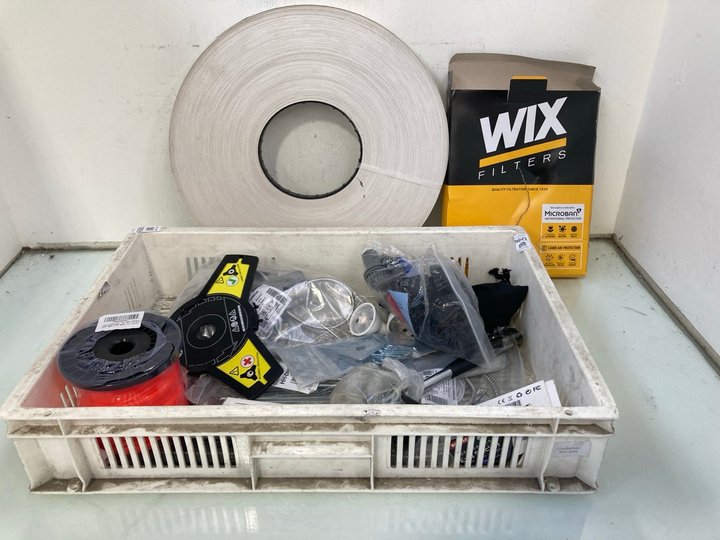 Lot 1103  
            Marchington SR13 - Parcel Delivery Only 

                
QTY OF ASSORTED HARDWARE/VEHICLE ITEMS TO INCLUDE WIX FILTERS WP 2200 CABIN FILTE...
