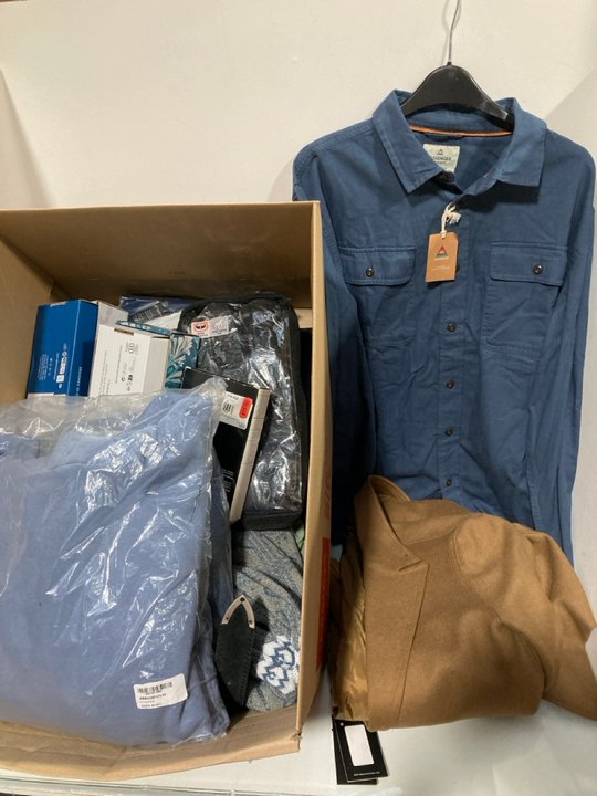 Lot 1106  
            Marchington SR13 - Parcel Delivery Only 

                
QTY OF ASSORTED MENS CLOTHING IN VARIOUS SIZES TO INCLUDE BOOHOOMAN OVER THE HEAD...