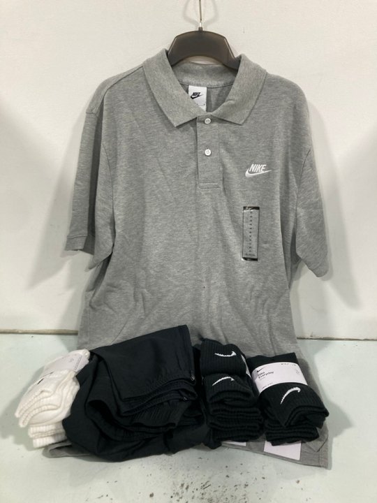Lot 1153  
            Marchington SR13 - Parcel Delivery Only 

                
5 X NIKE ASSORTED MENS CLOTHING IN VARIOUS SIZES TO INCLUDE NIKE EVERYDAY BLACK S...