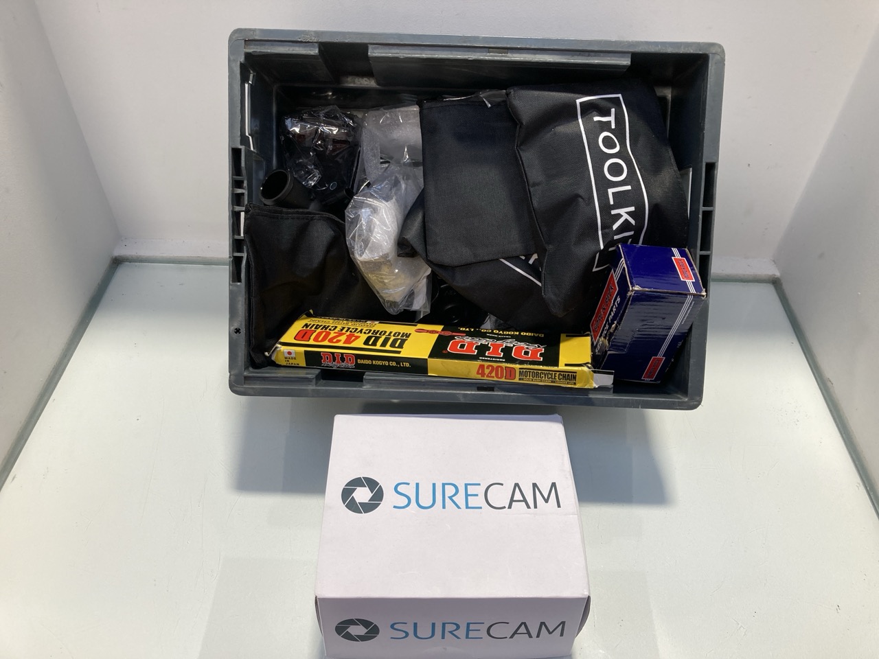 Lot 115  
            Marchington SR13 - Parcel Delivery Only 

                
QTY OF VEHICLE ITEMS TO INCLUDE BORG & BECK BALL JOINT FOR LAND ROVER: LOCATION -...