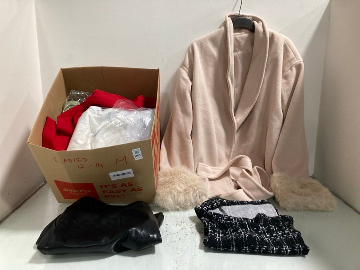 Lot 1160  
            Marchington SR13 - Parcel Delivery Only 

                
QTY OF ASSORTED WOMENS CLOTHING IN VARIOUS SIZES TO INCLUDE PRETTY LITTLE THINGS ...