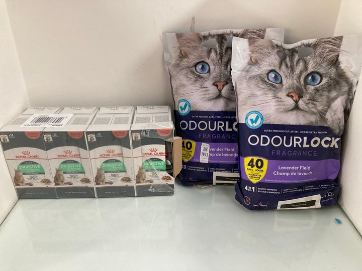 Lot 1193  
            Marchington SR13 - Parcel Delivery Only 

                
2 X BAGS OF ODOURLOCK FRAGRANCE CAT LITTER TO INCLUDE QTY OF ROYAL CANIN 85G POUC...