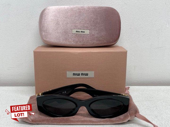 Lot 11  
            Marchington SR13 - Parcel Delivery Only 

                
MIU MIU SQUARE FRAME SUNGLASSES IN BLACK ACETATE WITH GOLD TONE LOGO-ORIGINAL RRP...
