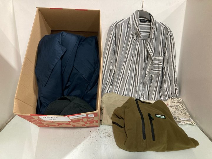 Lot 1213  
            Marchington SR13 - Parcel Delivery Only 

                
QTY OF ASSORTED MENS CLOTHING IN VARIOUS SIZES TO INCLUDE KITH MARVEL SPIDERMAN T...