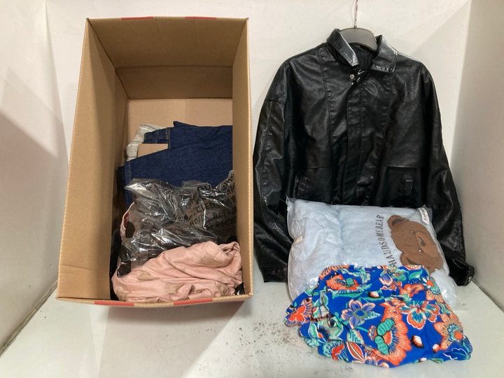 Lot 1214  
            Marchington SR13 - Parcel Delivery Only 

                
QTY OF ASSORTED WOMENS CLOTHING IN VARIOUS SIZES TO INCLUDE ASOS DESIGN VELVET KE...