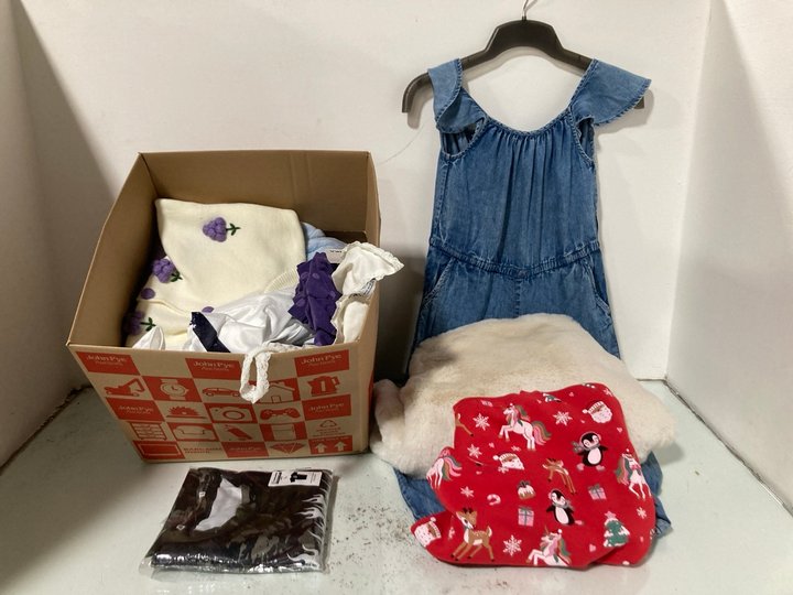 Lot 1232  
            Marchington SR13 - Parcel Delivery Only 

                
QTY OF ASSORTED KIDS CLOTHING IN VARIOUS SIZES TO INCLUDE POLARN O. PYRET DENIM B...