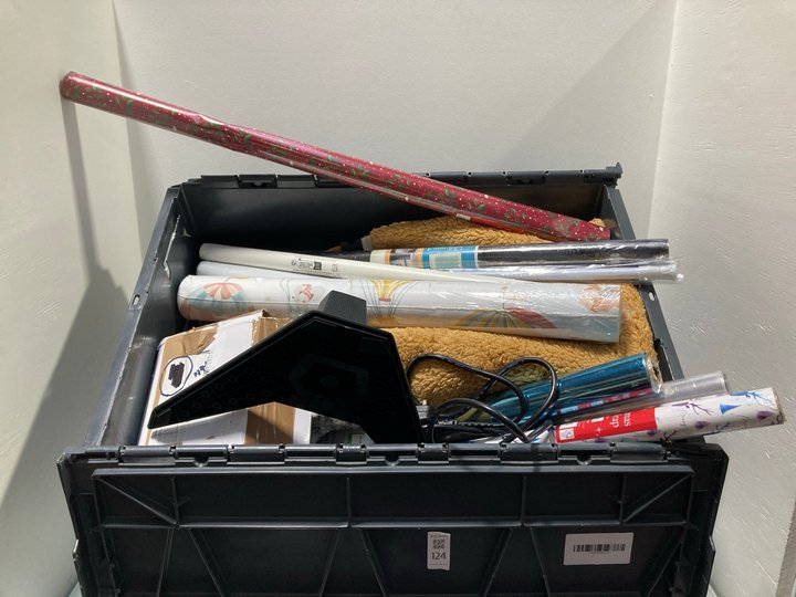 Lot 124  
            Marchington SR13 - Parcel Delivery Only 

                
QTY OF ASSORTED ITEMS TO INCLUDE 3 X ROLLS OF CHRISTMAS WRAPPING PAPER IN VARIOUS...