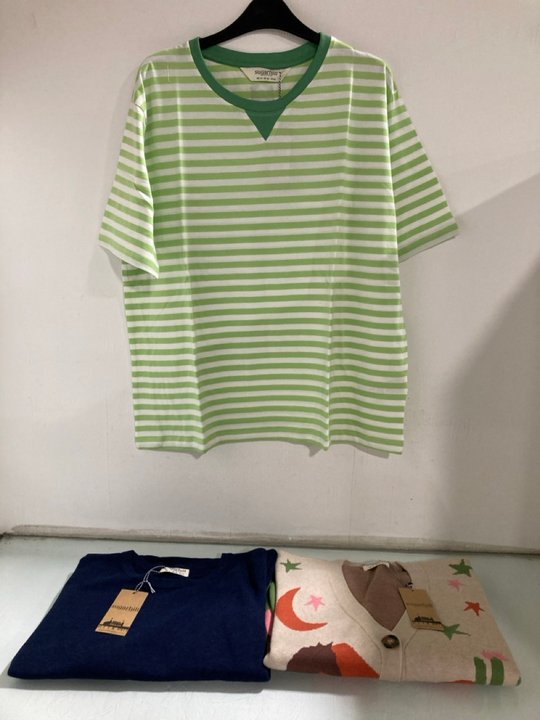 Lot 1284  
            Marchington SR13 - Parcel Delivery Only 

                
3 X ASSORTED LADIES SUGARHILL CLOTHING IN UK SIZES 12/14 TO INCLUDE COWGIRL CARDI...