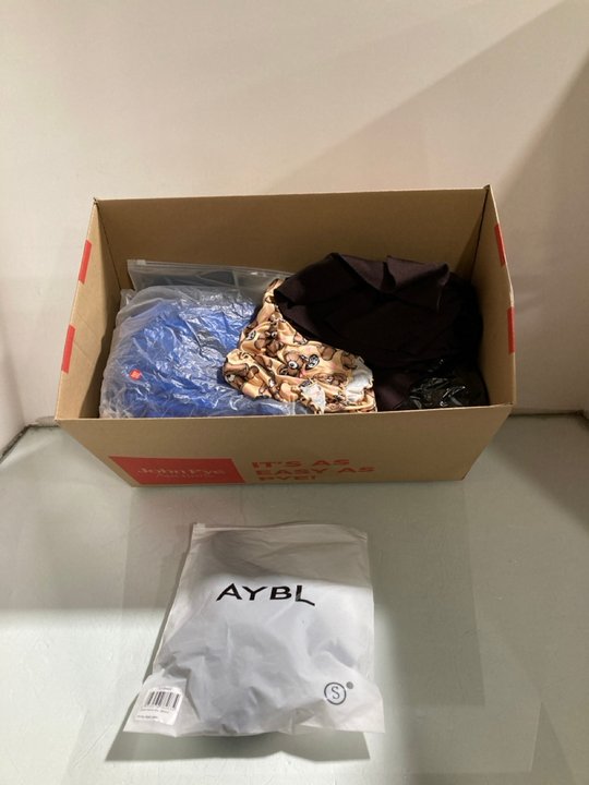 Lot 1302  
            Marchington SR13 - Parcel Delivery Only 

                
QTY OF ASSORTED LADIES CLOTHING IN VARIOUS SIZES TO INCLUDE ABYL STAPLE SPORTS BR...