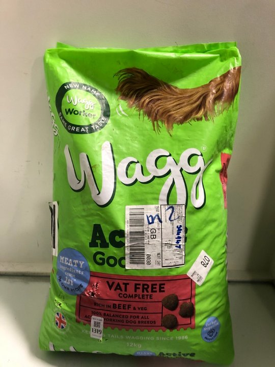Lot 1319  
            Marchington SR13 - Parcel Delivery Only 

                
WAGG 12KG ACTIVE GOODNESS VAT FREE COMPLETE DOG FOOD IN BEEF & VEG FLAVOUR - BBE:...