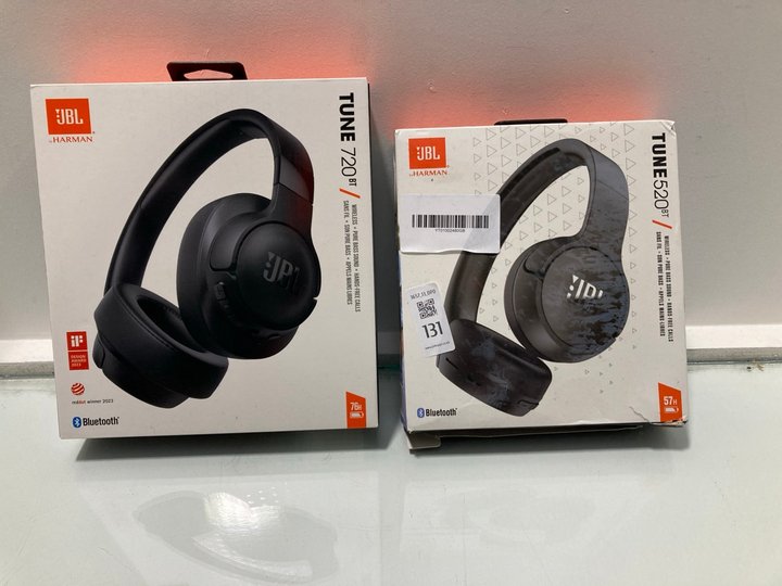 Lot 131  
            Marchington SR13 - Parcel Delivery Only 

                
JBL HARMAN TUNE 720 HEADPHONES TO INCLUDE JBL HARMAN 520 HEADPHONES: LOCATION - C17