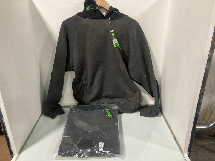 Lot 1362  
            Marchington SR13 - Parcel Delivery Only 

                
2 X APACHE KINGSTON HOODIES IN CHARCOAL GREY/BLACK -UK SIZE L/XL: LOCATION - A7