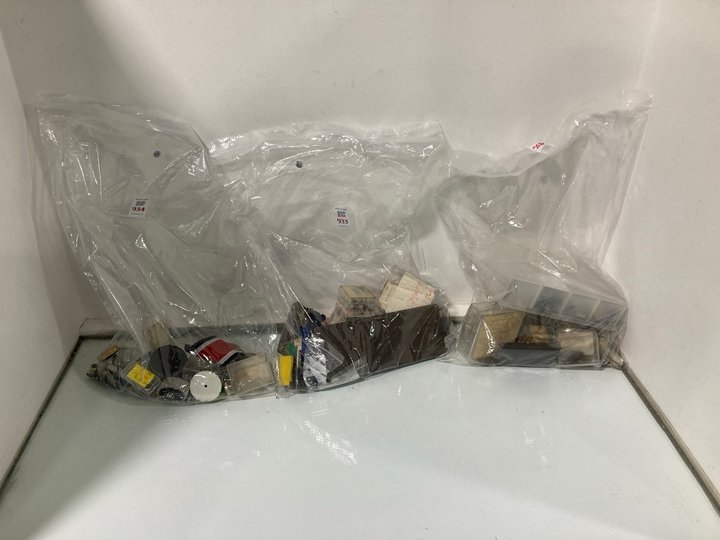 Lot 1383  
            Marchington SR13 - Parcel Delivery Only 

                
QTY OF WATCH AND CLOCK SPARE PARTS: LOCATION - A6